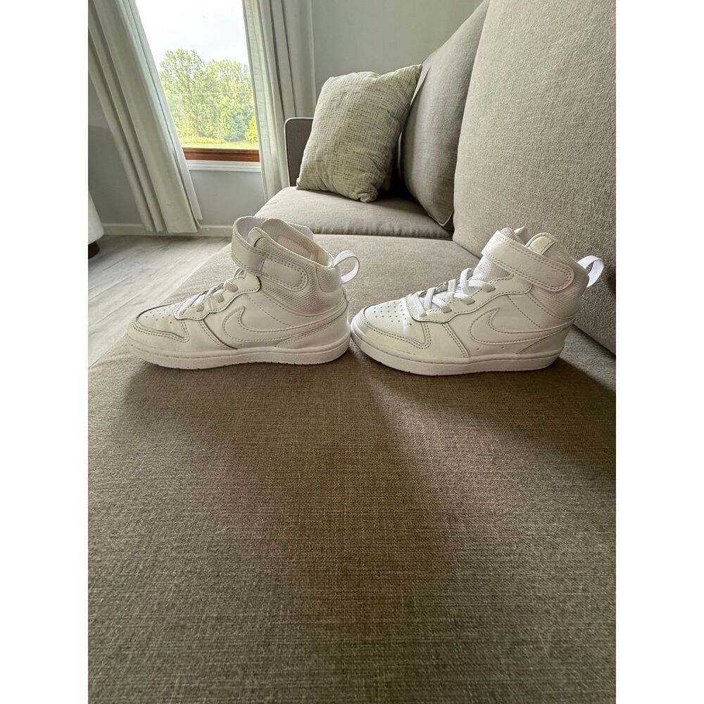 Nike Court Borough Mid 2 12C like new